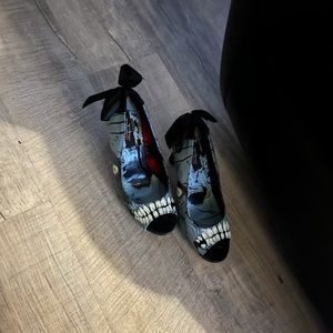 COPY - Iron Fist Zombie (teeth and eyes glow in the dark)